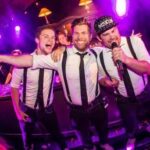 De Zingende Barmannen